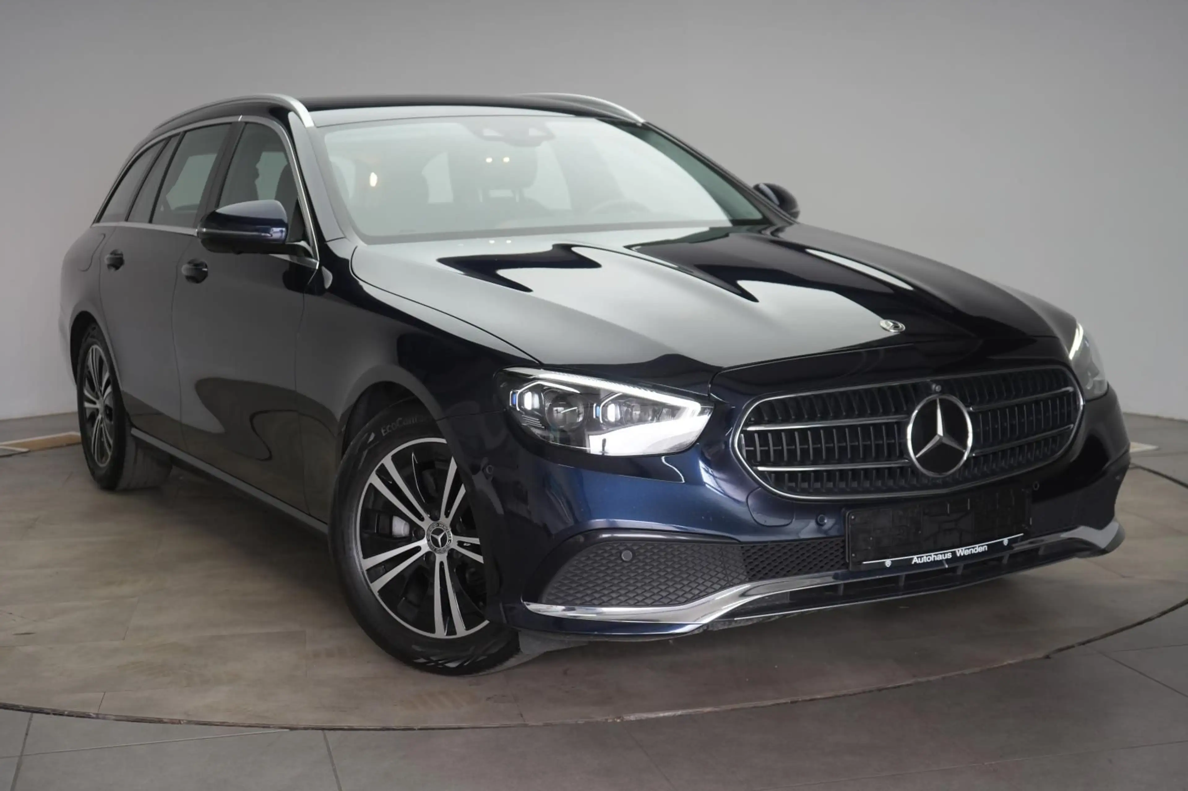 Mercedes-Benz E 200 d T 9G-Tronic Avantgarde Distronic/Kamera/