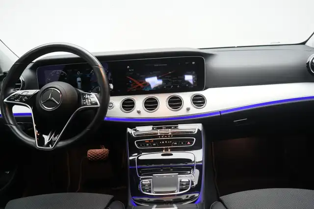 Mercedes-Benz E-Class view 13
