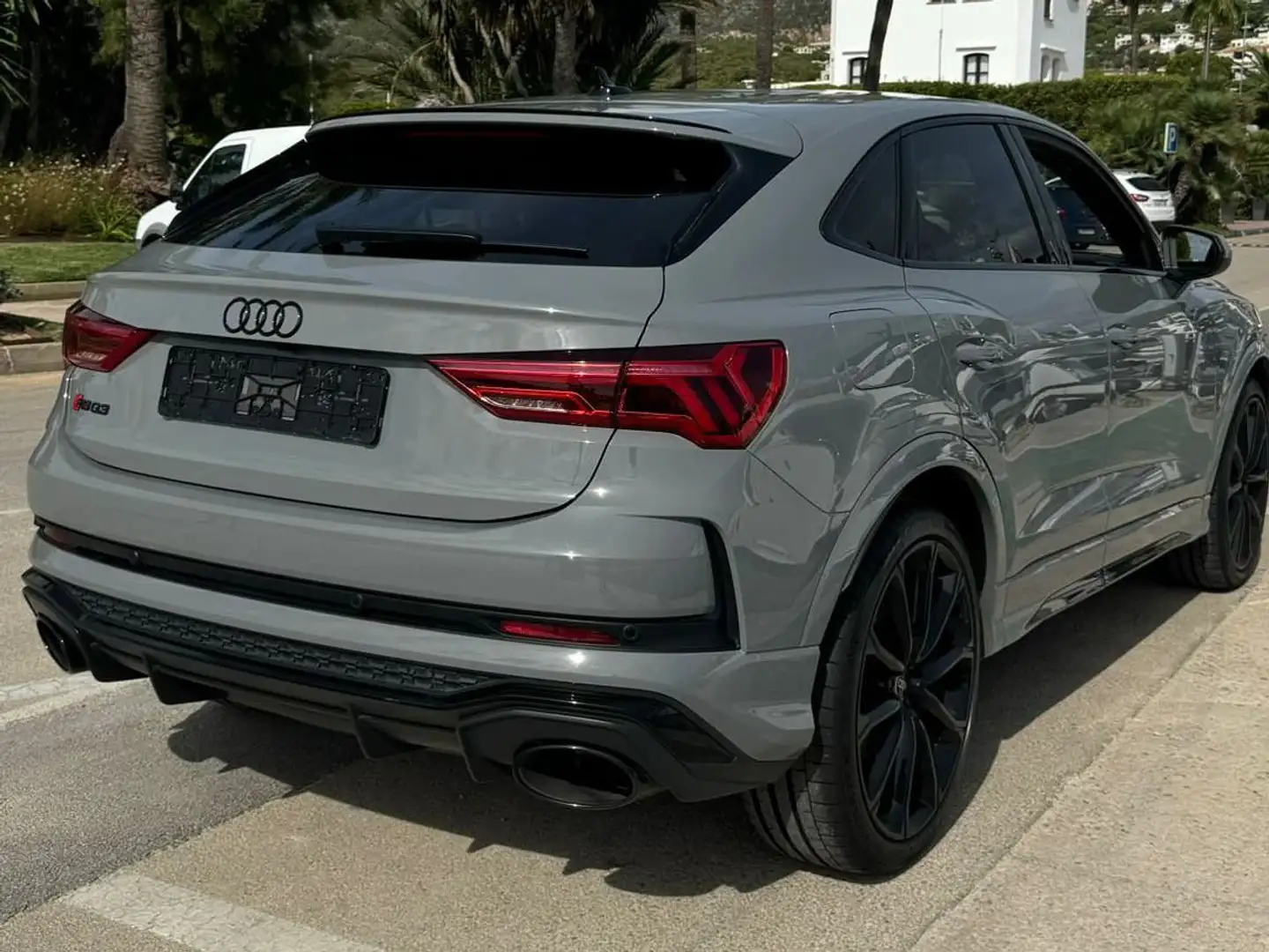 Audi RS Q3 RS Q3 2.5 TFSI quattro S tronic Gris - 2