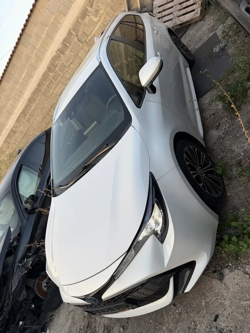 Toyota Corolla 1.8 Hybrid Comfort Weiß - 1