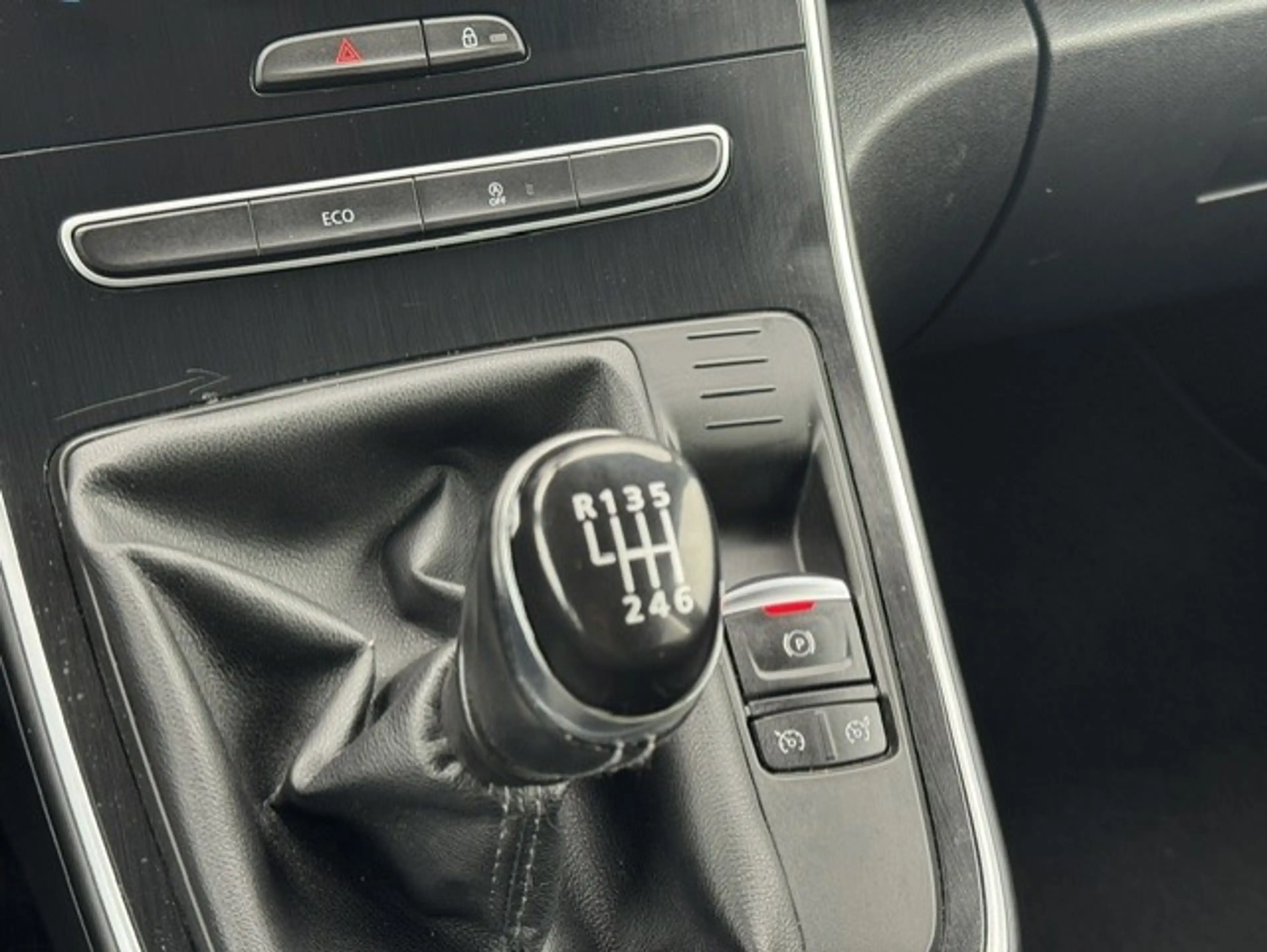 Renault Scenic 1.3 TCe Zen - Trekhaak - Dealer Onderhouden - 1e e — photo 14