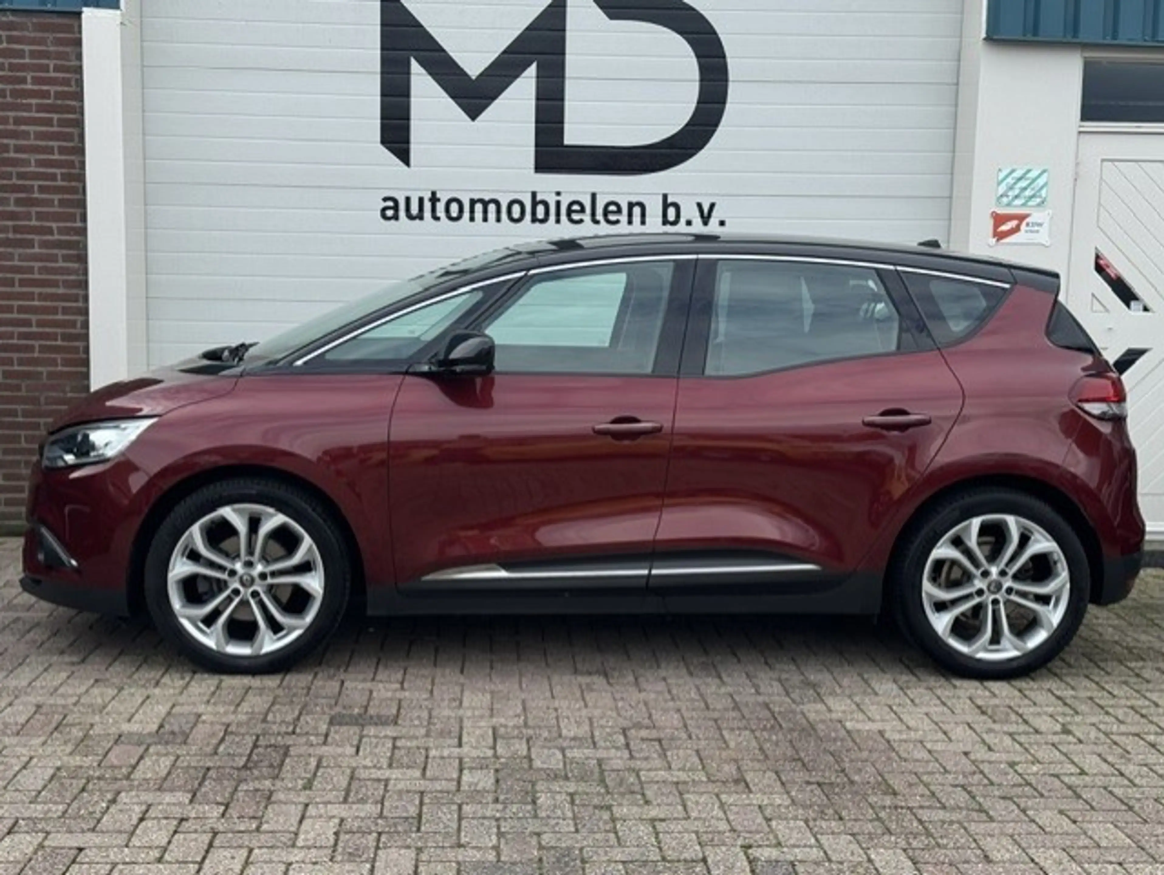 Renault Scenic 1.3 TCe Zen - Trekhaak - Dealer Onderhouden - 1e e — photo 3