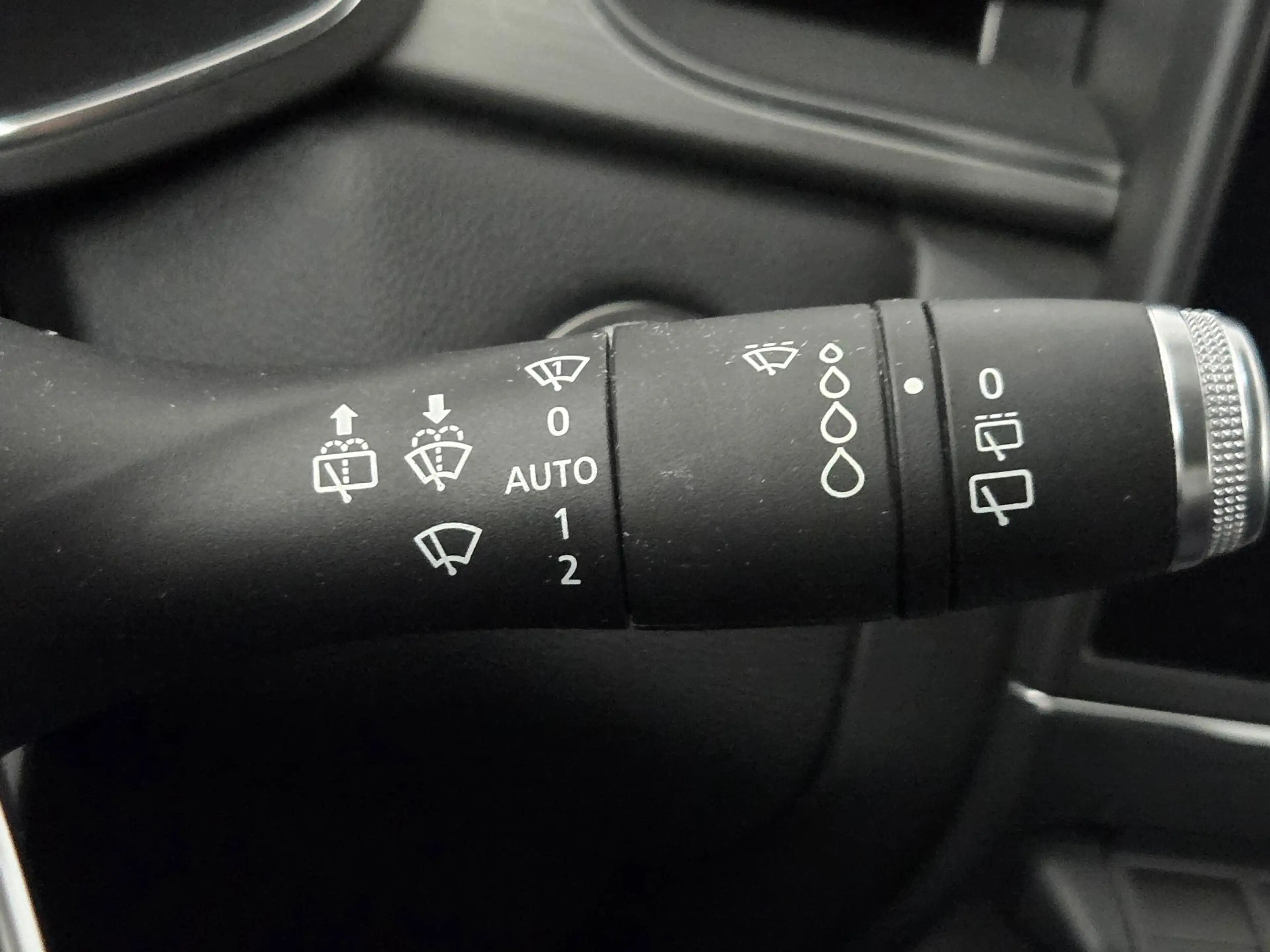 Renault Captur 1.6 E-Tech Plug-in Hybrid 160 Intens | Camera | Pa — photo 36