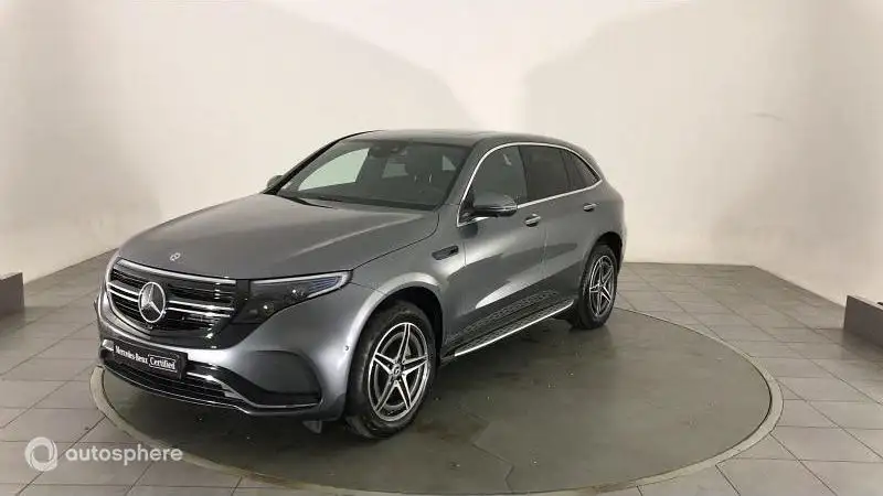 MERCEDES-BENZ Eqc
