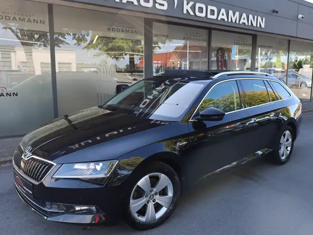 Skoda Superb view 2