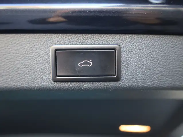 Skoda Superb view 11