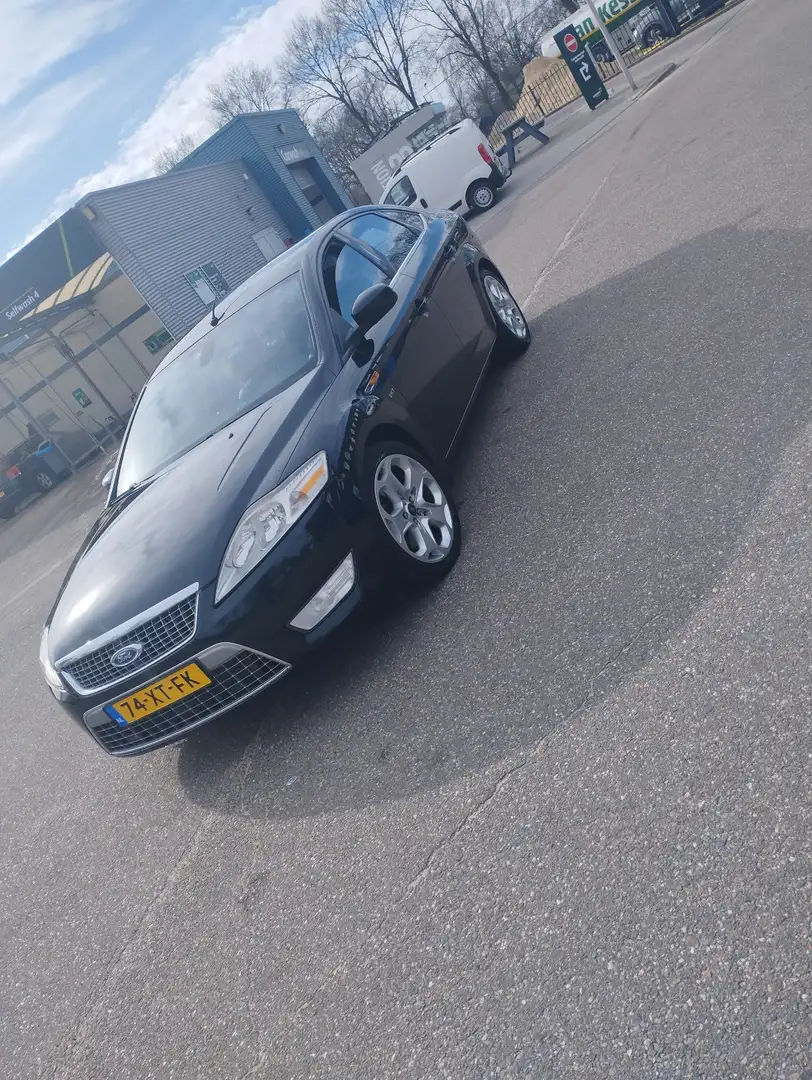 Ford Mondeo 2.5 Ghia - 1