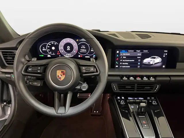 Porsche 911 view 11