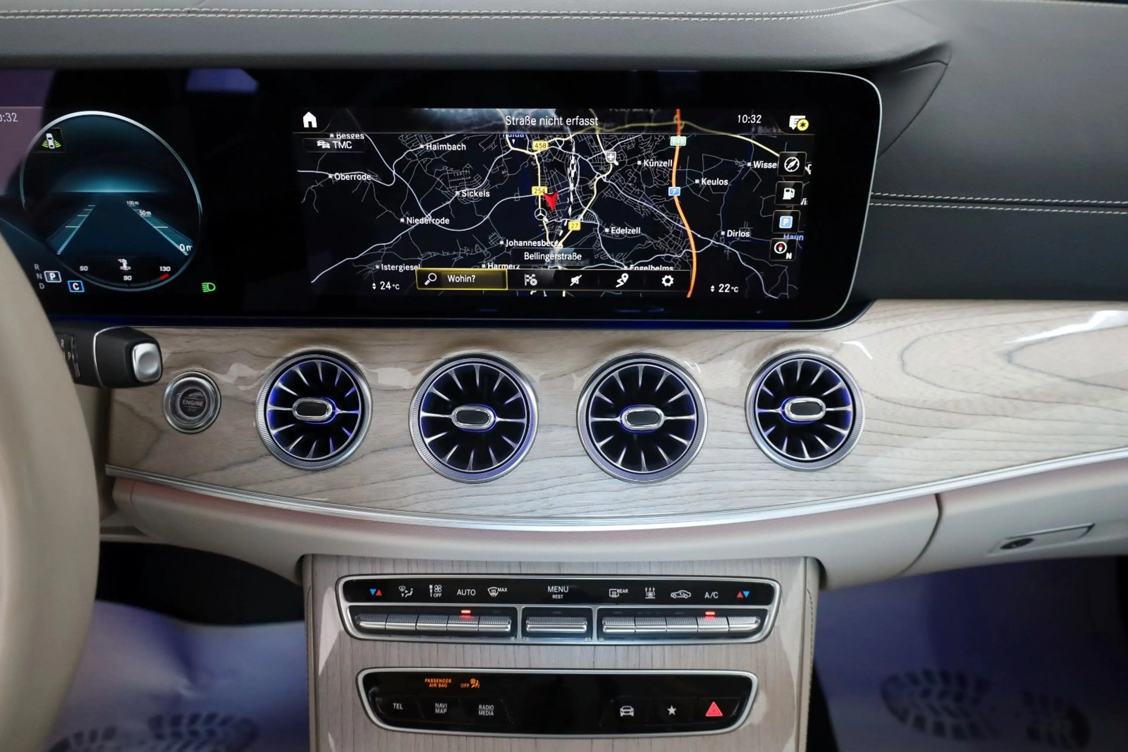 Mercedes-Benz CLS 400 d Avantgarde 4M,ACC,HUD,360°Kam,AHK ,+WR — photo 13