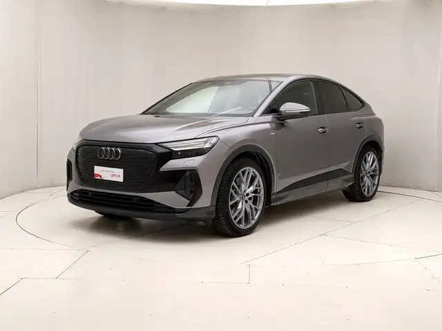 Audi Q4 e-tron 55 S line edition quattro