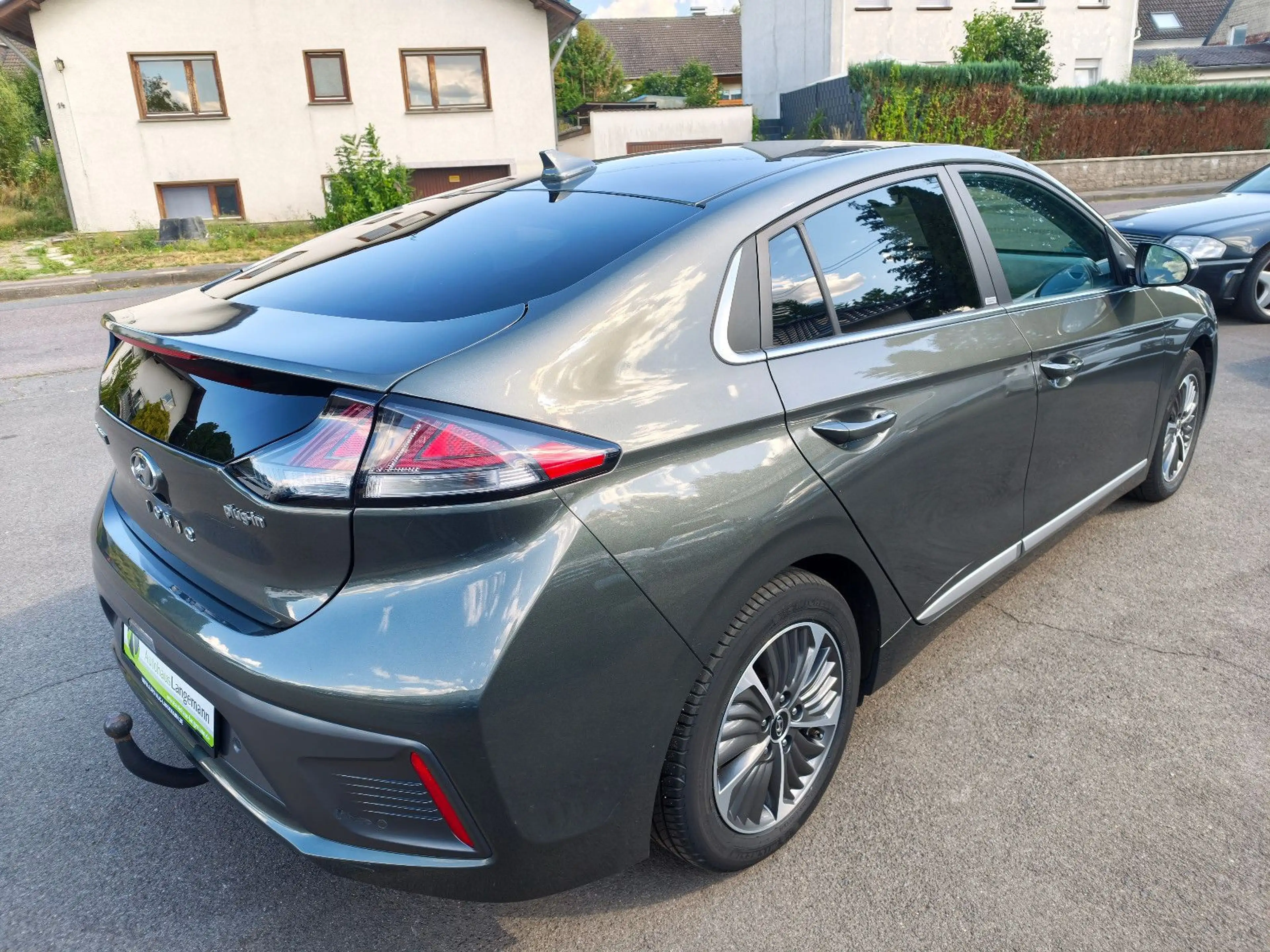 Hyundai IONIQ Style Plug-In Hybrid LED NAVI INFINITY AHK — photo 5