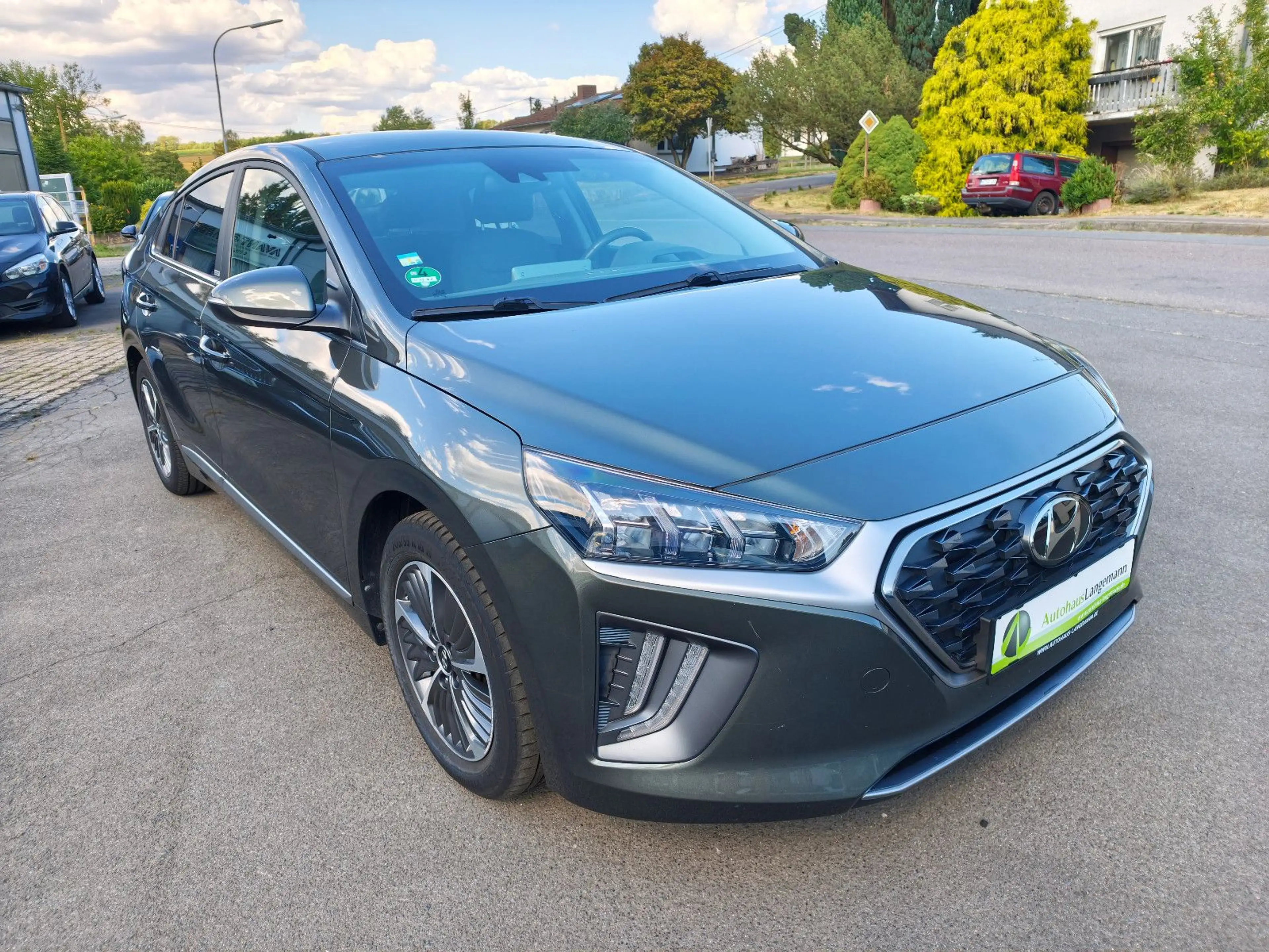 Hyundai IONIQ Style Plug-In Hybrid LED NAVI INFINITY AHK — photo 12