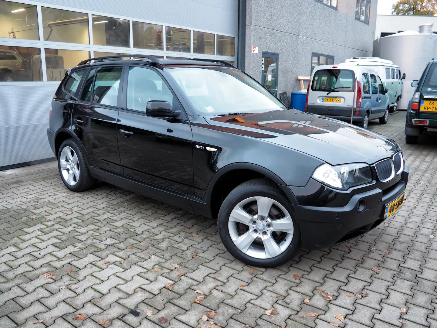 BMW X3 2.0i Introduction CLIMA CRUISE PARKEER S. NAVI Noir - 1