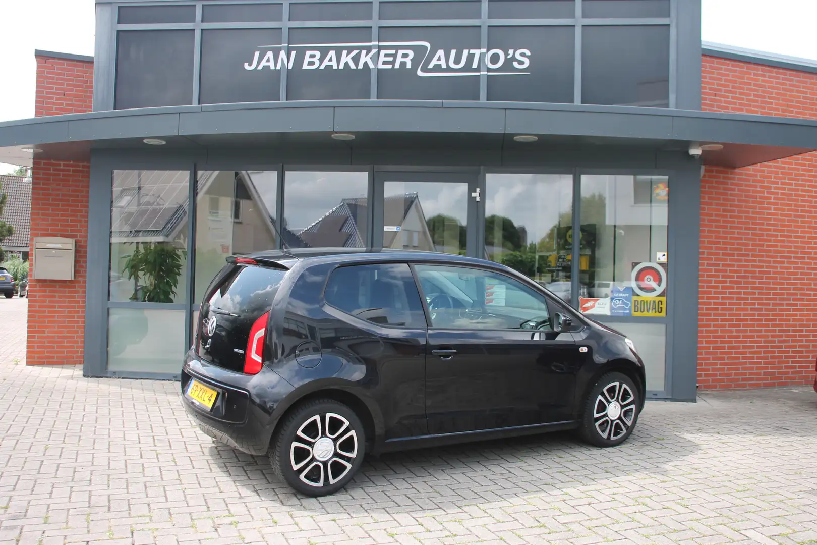 Volkswagen up! 1.0 high up! BlueMotion ✅Navi ✅ AC ✅ Rijklaar ✅ Noir - 2