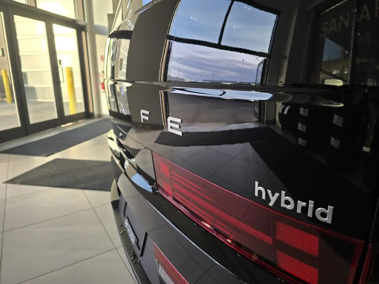 Hyundai SANTA FE photo Hyundai SANTA FE