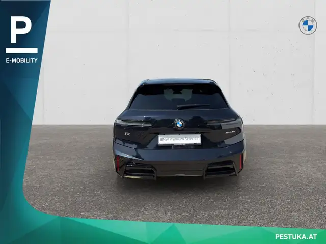 BMW Ix view 5