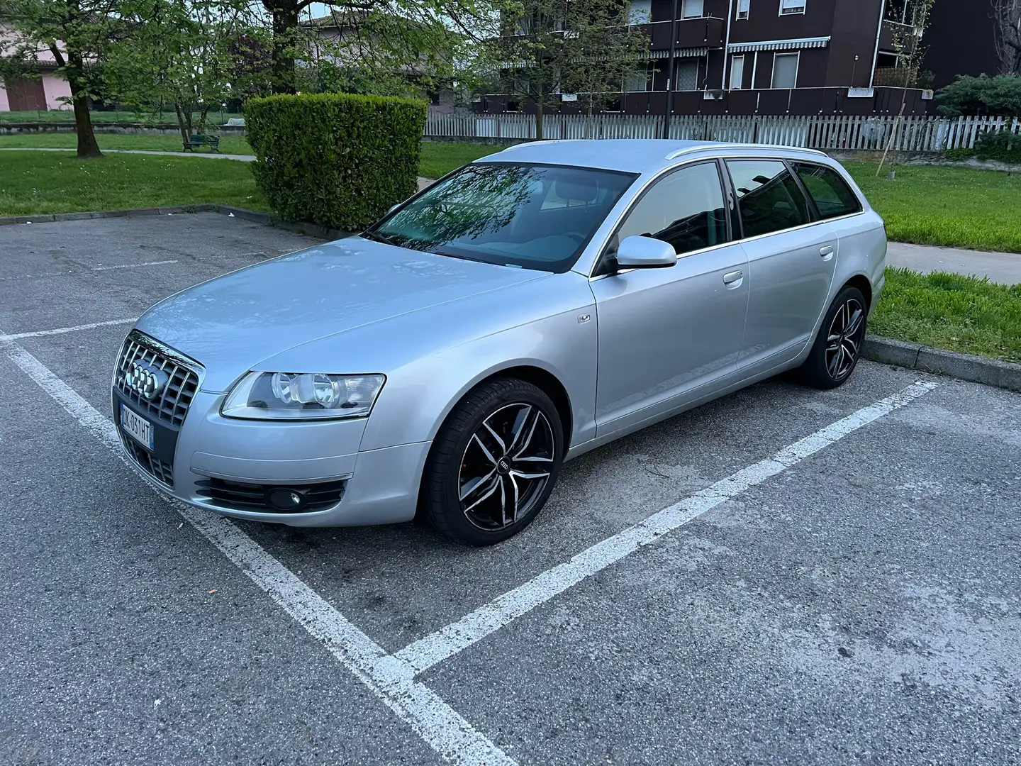 Audi A6 Avant 2.7 V6 tdi Ambiente fap Argento - 1