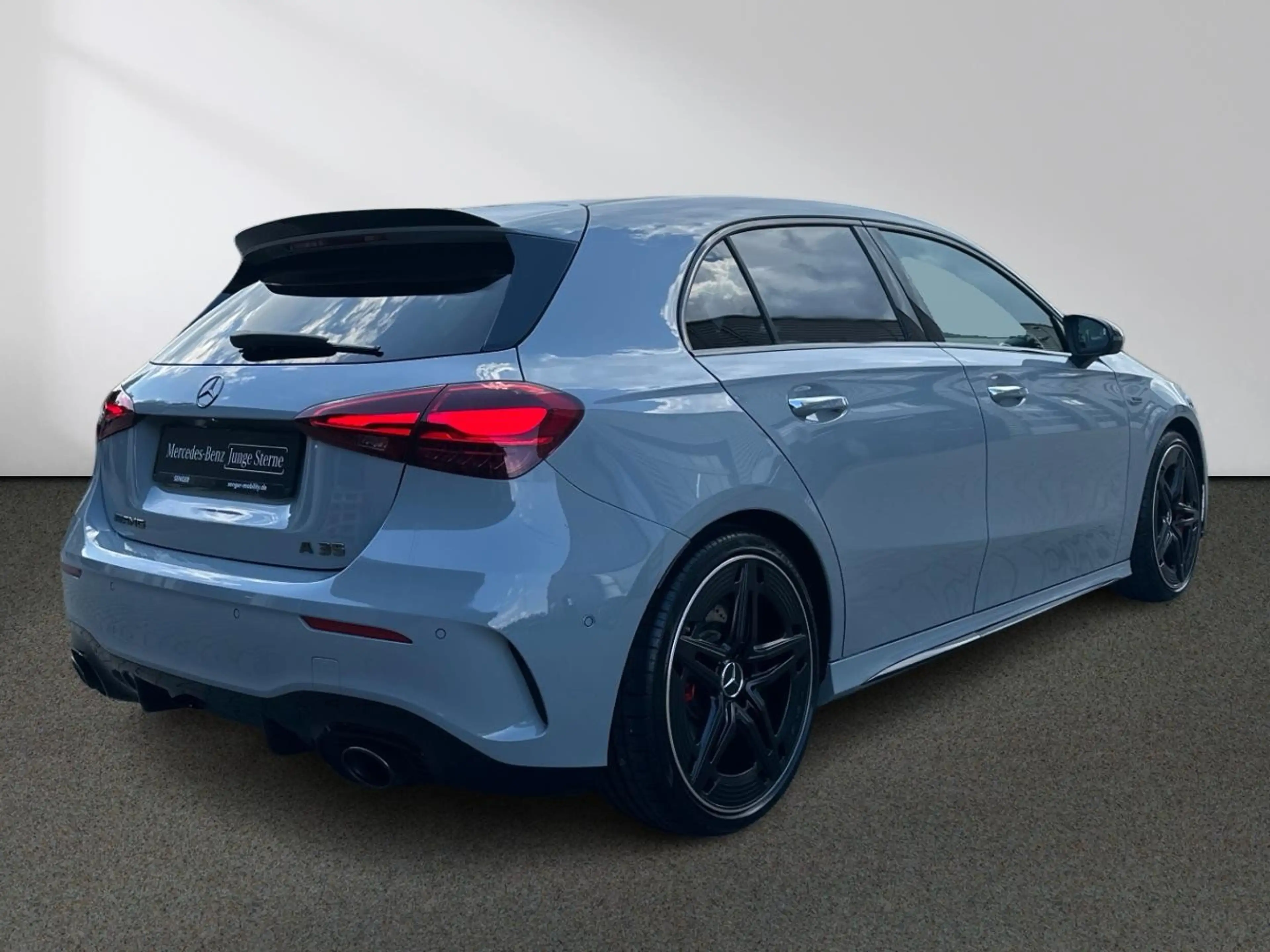 Mercedes-Benz A 35 AMG 4M Night Multibeam Kamera CarPlay AHK — photo 4