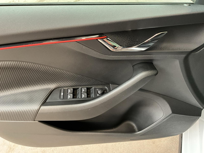 Skoda Scala Monte-Carlo+BVM+LED+NAVI — photo 14