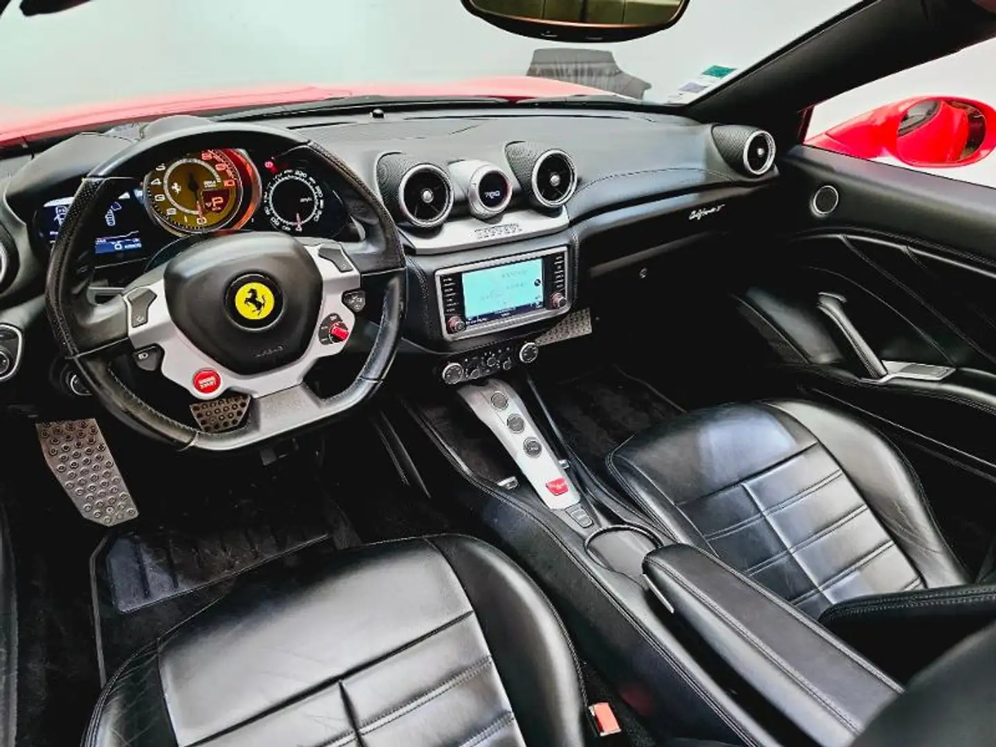 Ferrari California V8 3.9 T 560ch - 2