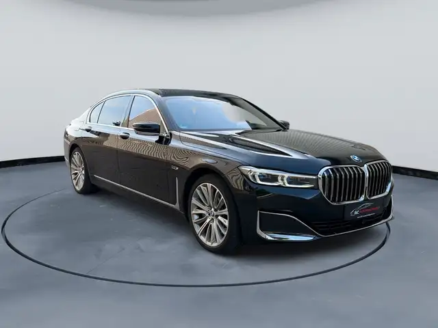 BMW 745 L e xDrive* Sky Lounge TV Massage Nightvis.