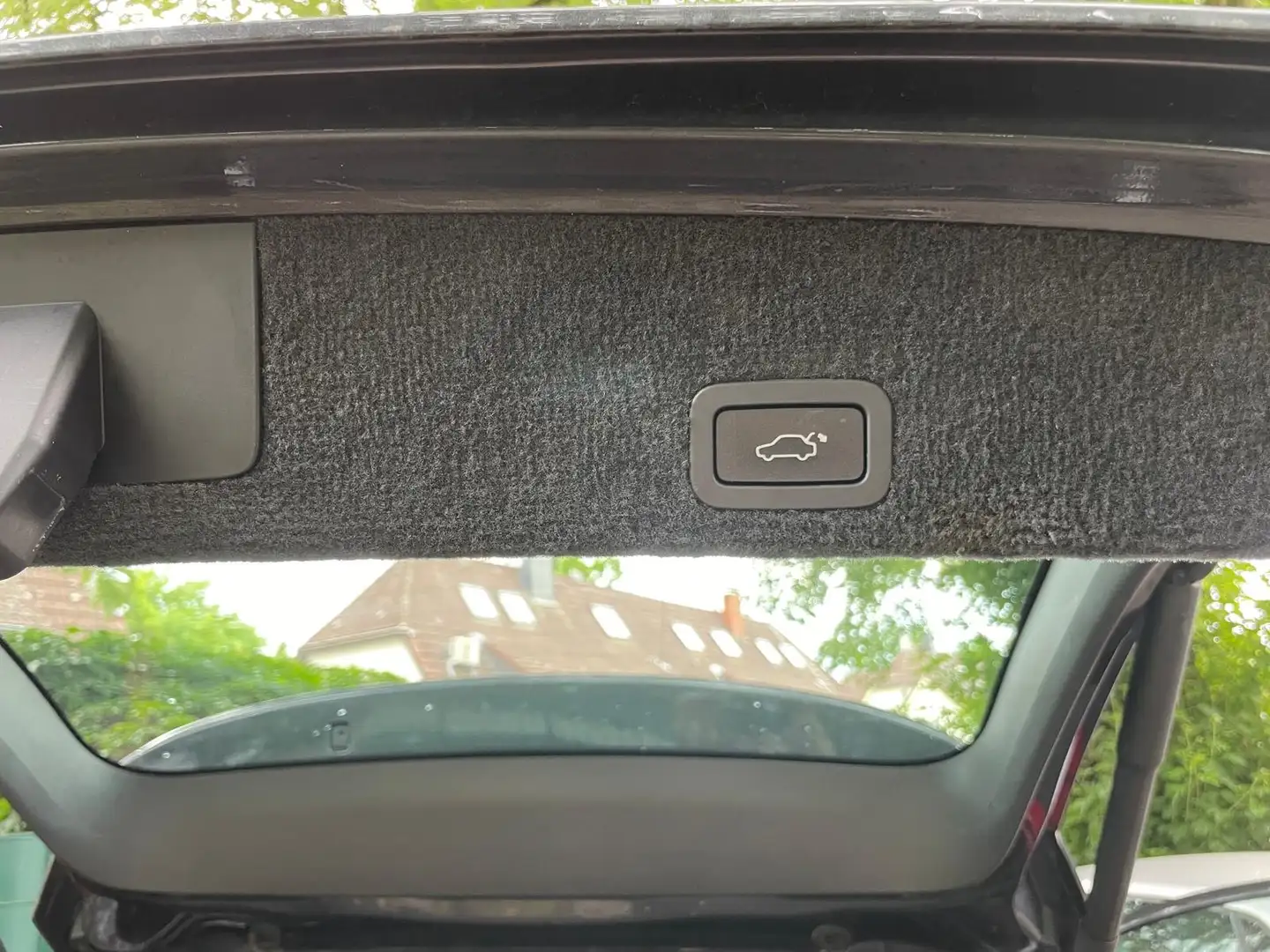 Volvo XC60 Momentum 2WD Grau - 2
