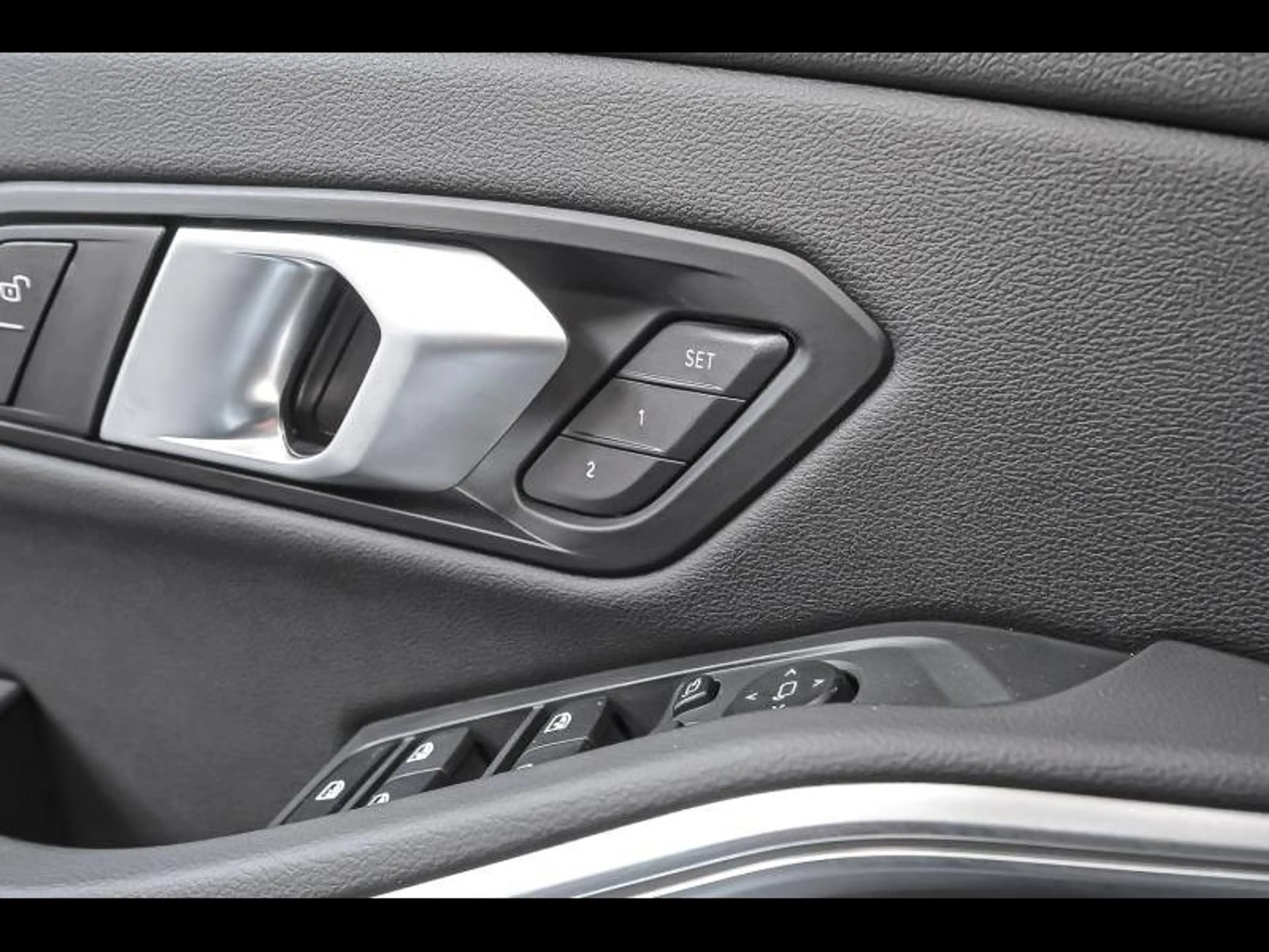 BMW 330 e xDrive Touring - M Pack — photo 19