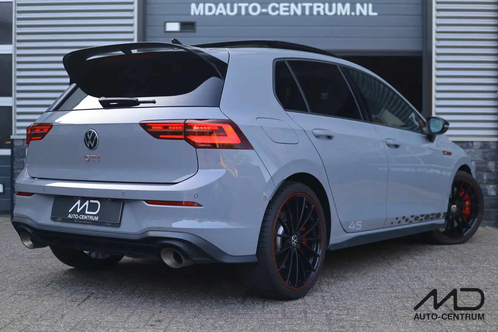 Volkswagen Golf GTI 2.0 Clubsport 45 Jahre Edition| Akra| Pano| Hud| Grijs - 2