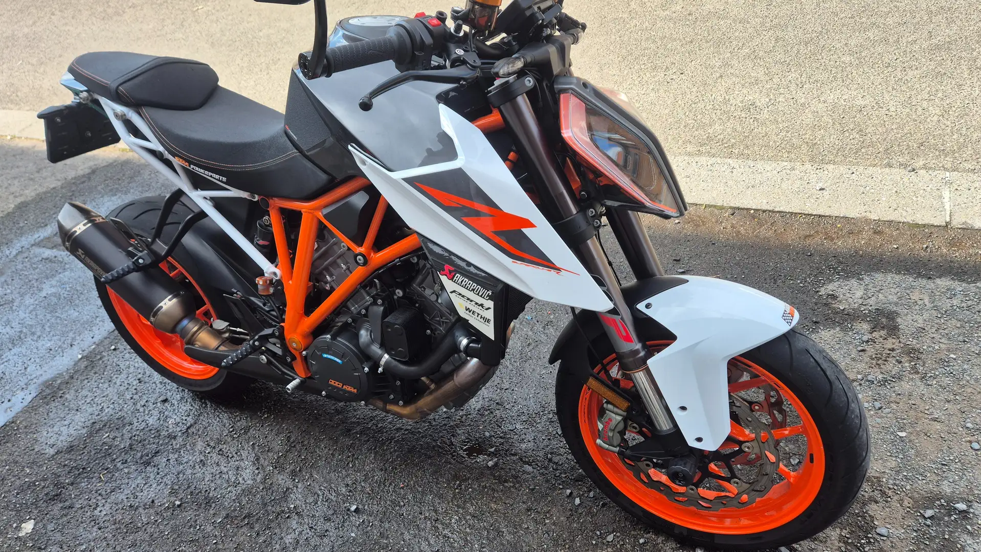 KTM 1290 Super Duke R Blanc - 2