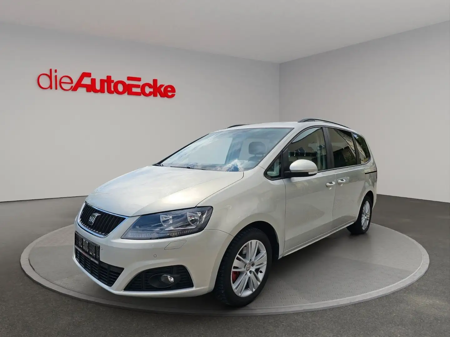 SEAT Alhambra Style DSG °7-Sitze °Panorama Silber - 1