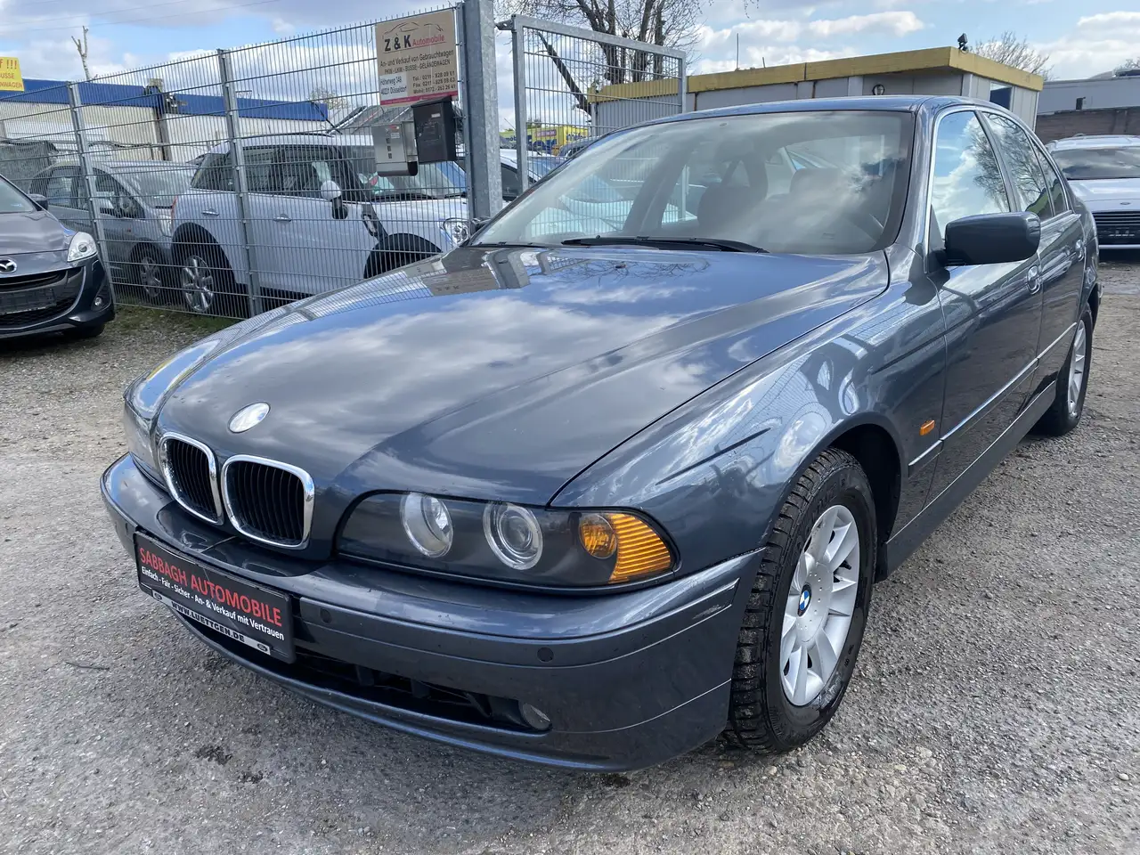 BMW 525