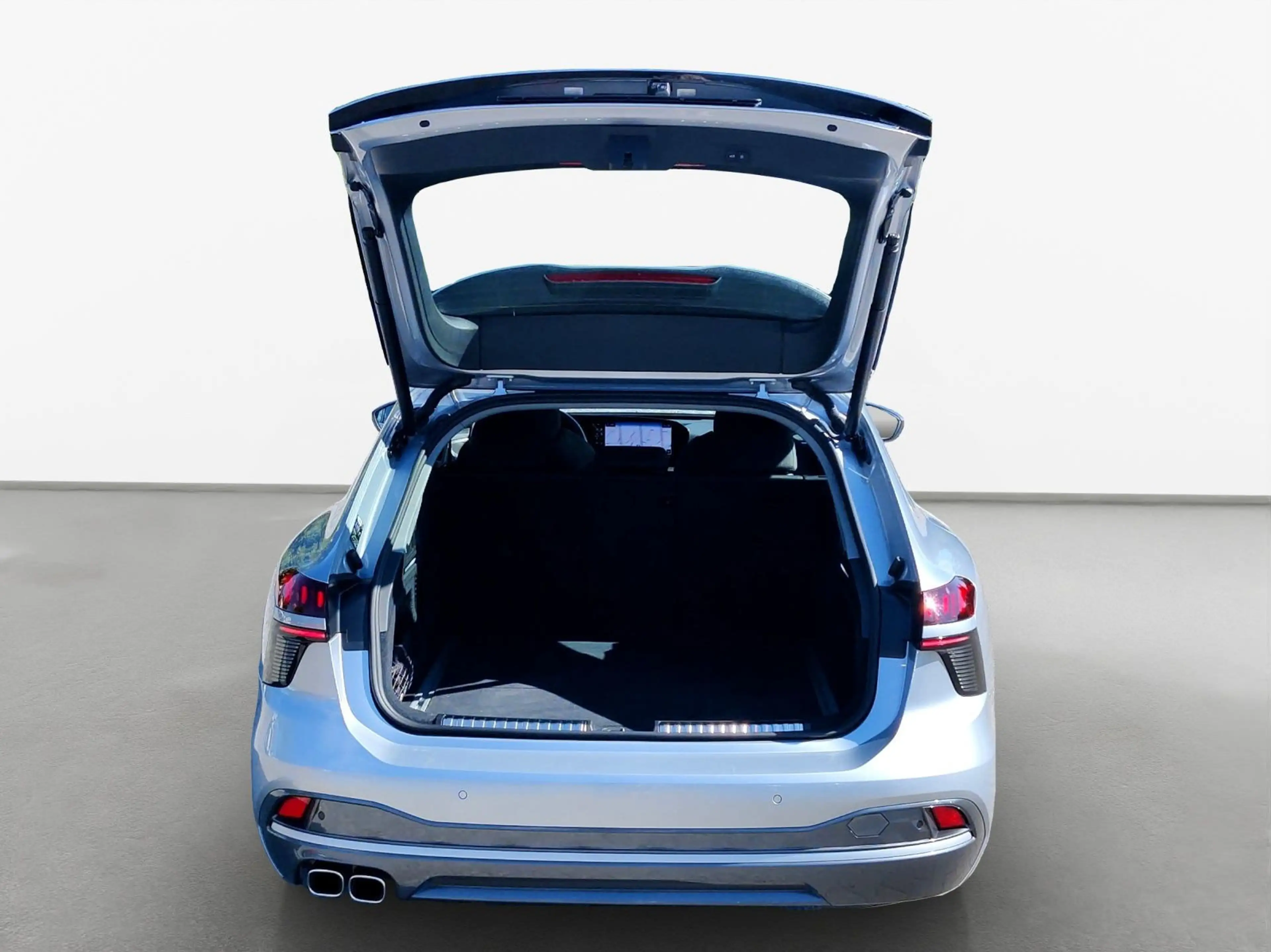 Audi A6 TDI quattro 150 kW Matrix*Pano*AHK*360° — photo 11