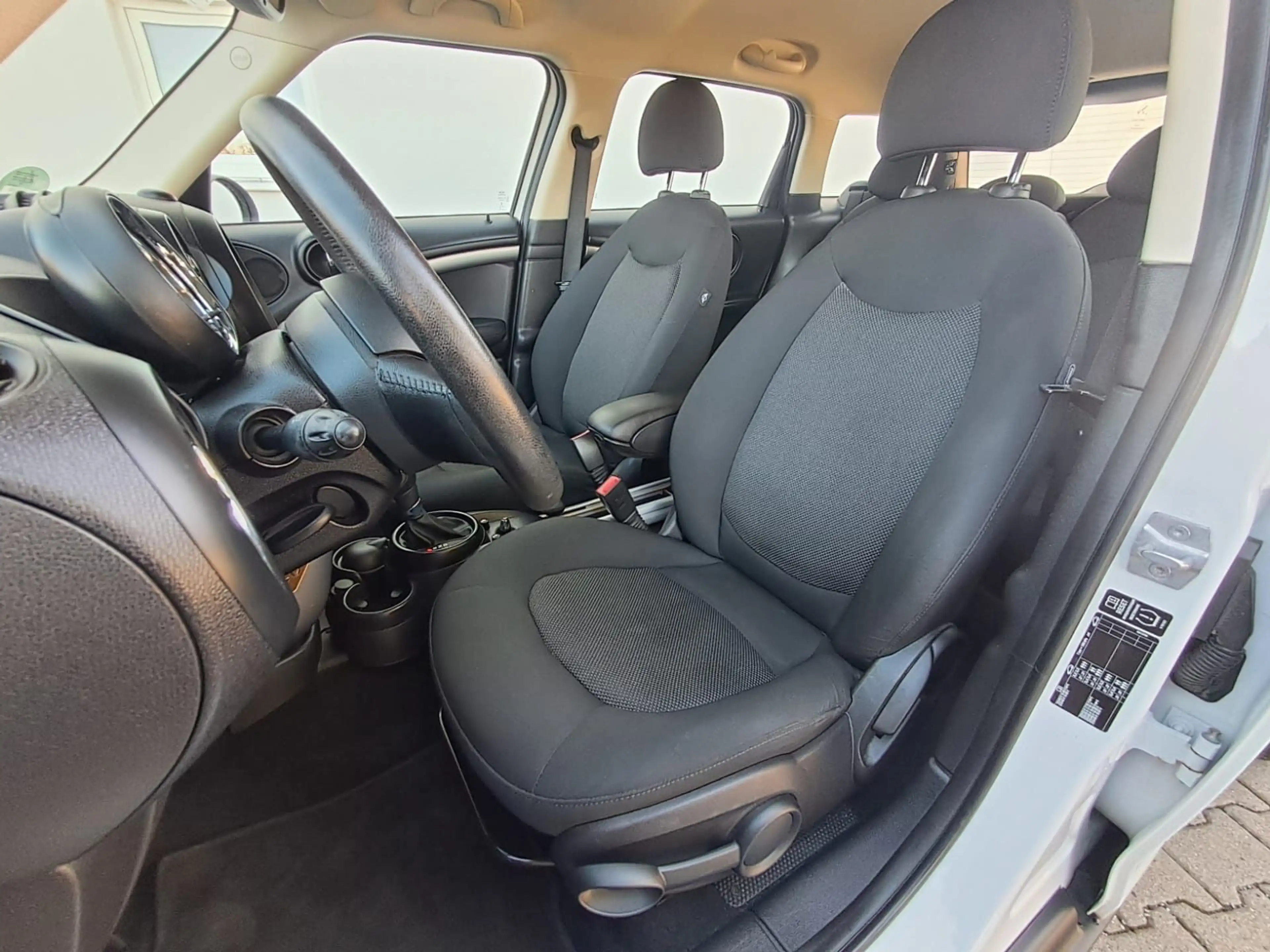 MINI Cooper D Countryman Automatik — photo 14