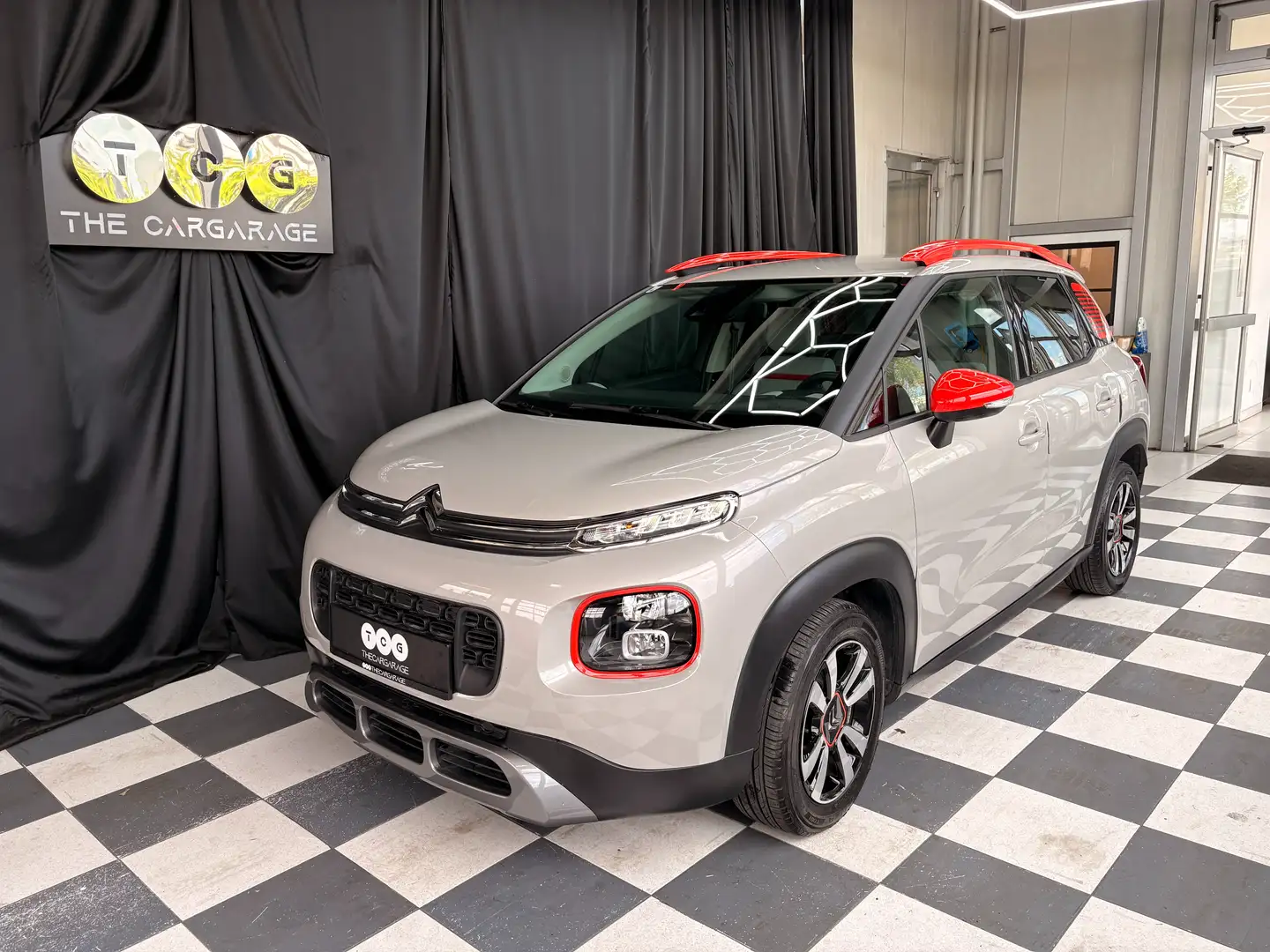 Citroen C3 Aircross Feel 1 BESITZ! Beige - 1