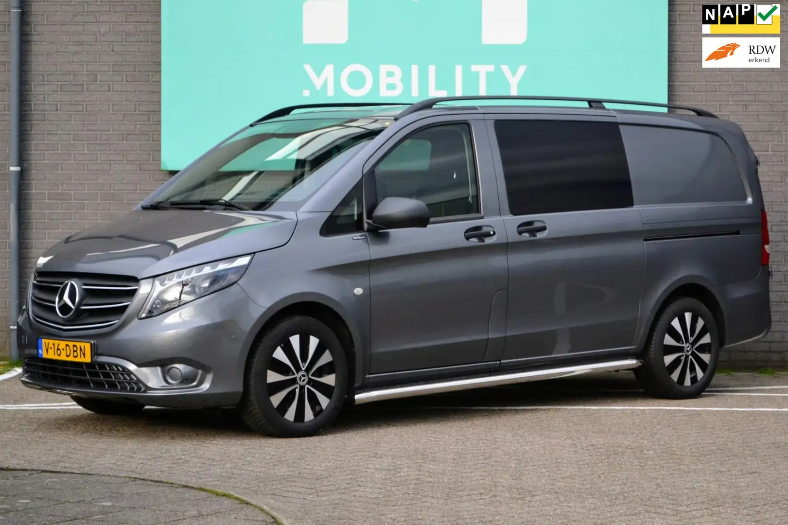 Mercedes-Benz Vito 116 CDI Lang DC AUT Comfort Cruise 2xSD Dubbel cab Gris - 1