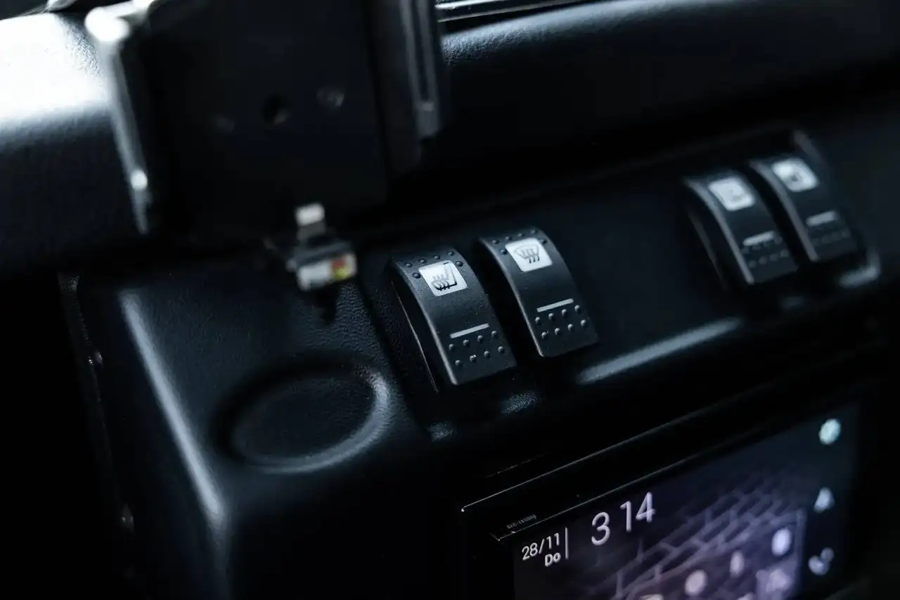 Land Rover Defender 110 Station Wagon, foto 10