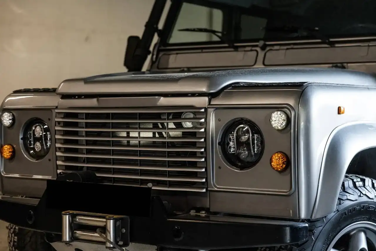 Land Rover Defender 110 Station Wagon, foto 5