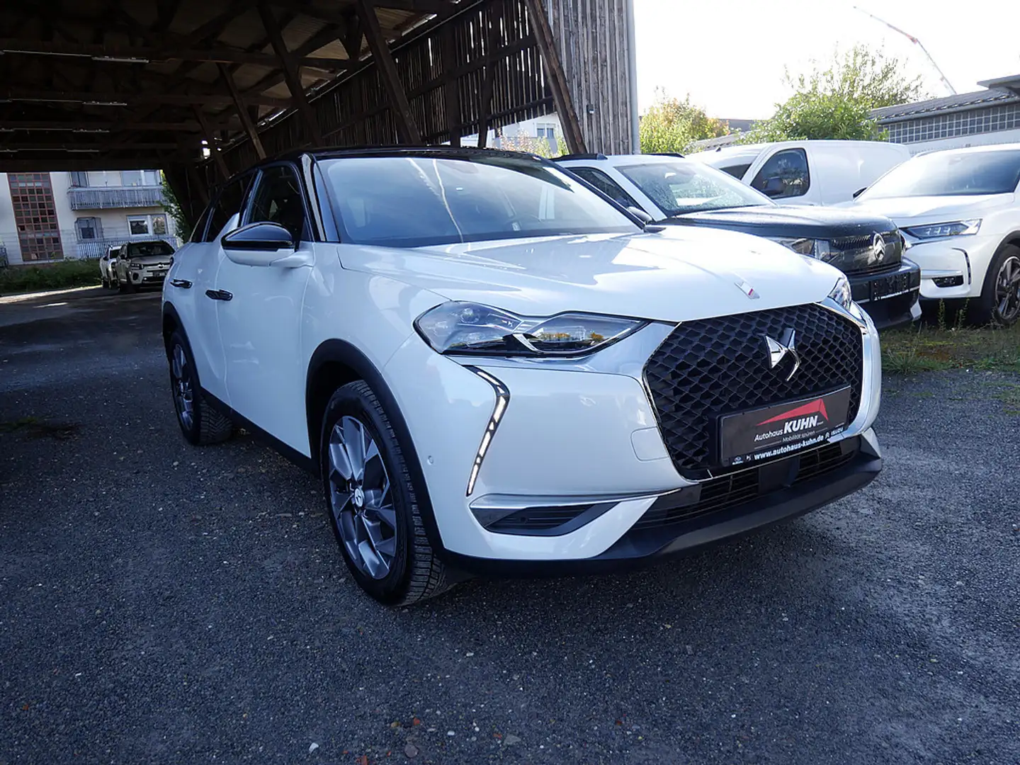 DS Automobiles DS 3 Crossback E-Tense Grand Chic MATRIX-LED Weiß - 2