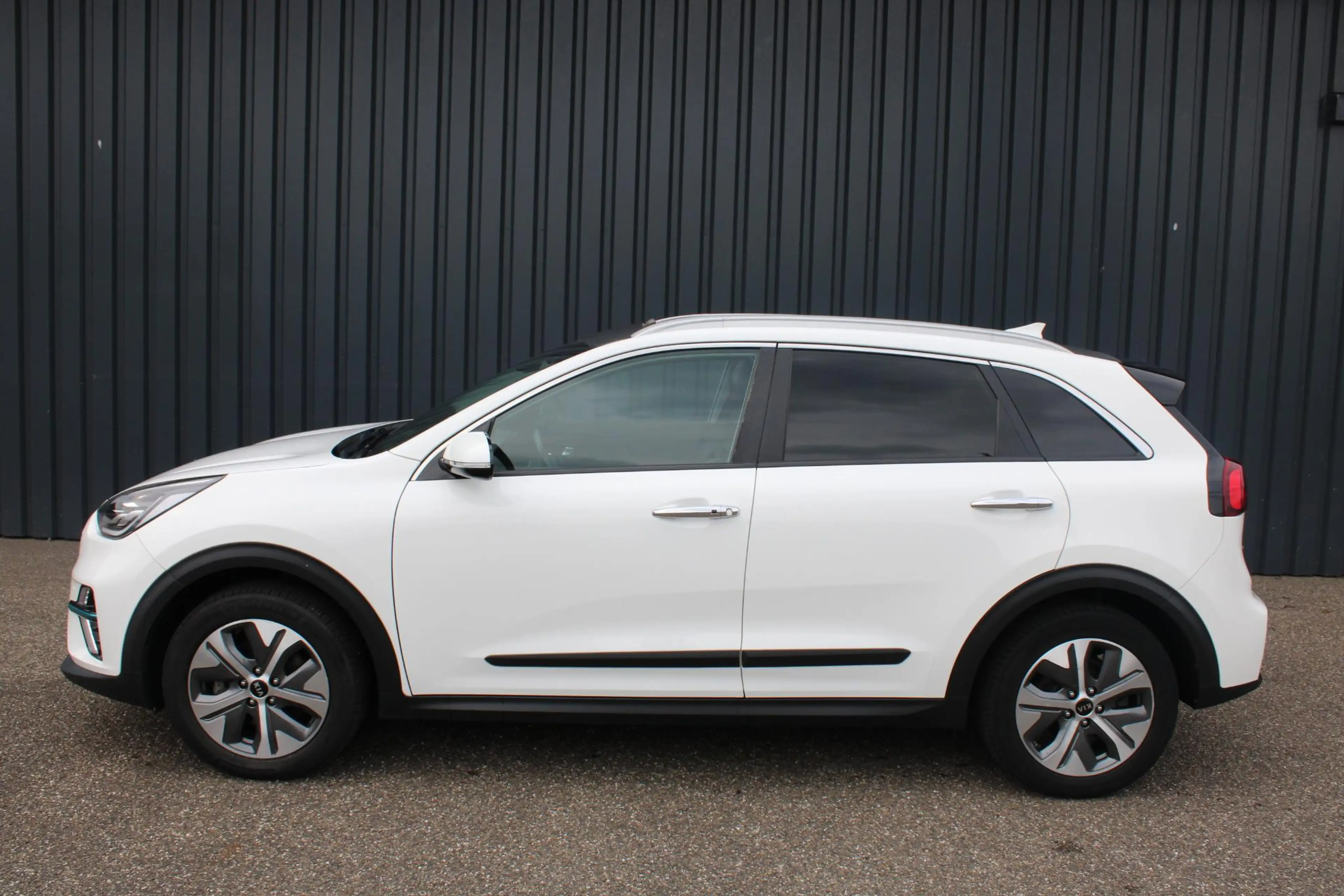 Kia e-Niro DynamicPlusLine 64 kWh Leer | Navigatie | DAB | St — photo 6