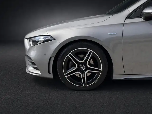 Mercedes-Benz A-Class view 5
