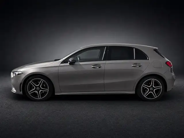 Mercedes-Benz A-Class view 4