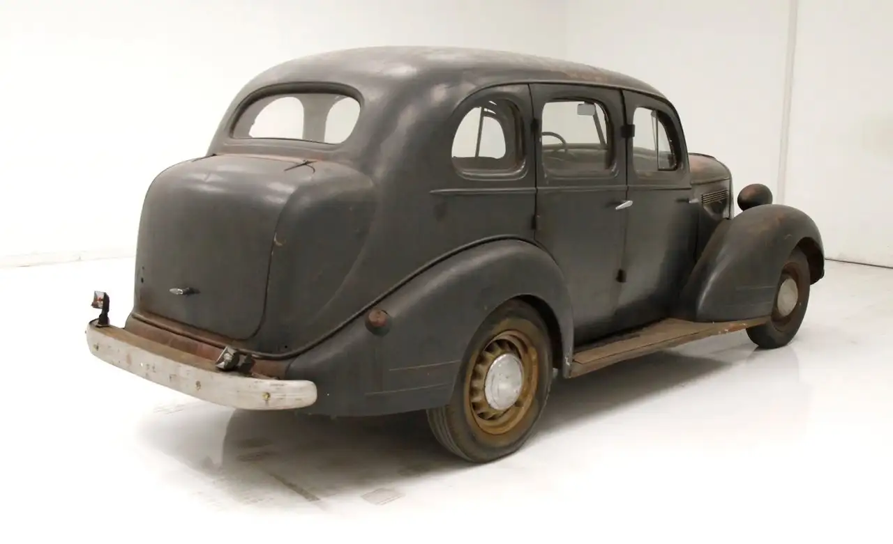 Pontiac 4 Door Sedan, foto 5