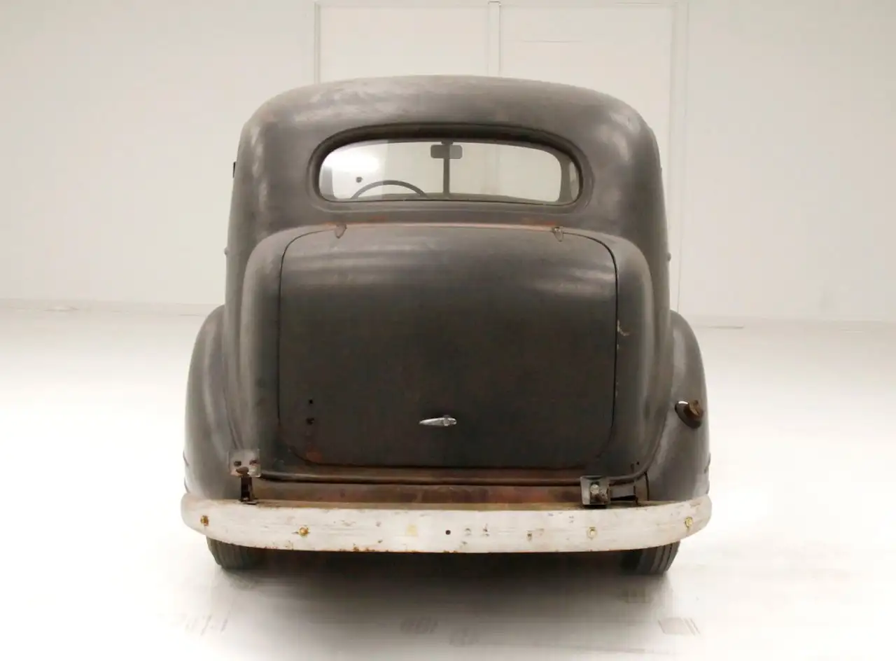 Pontiac 4 Door Sedan, foto 4