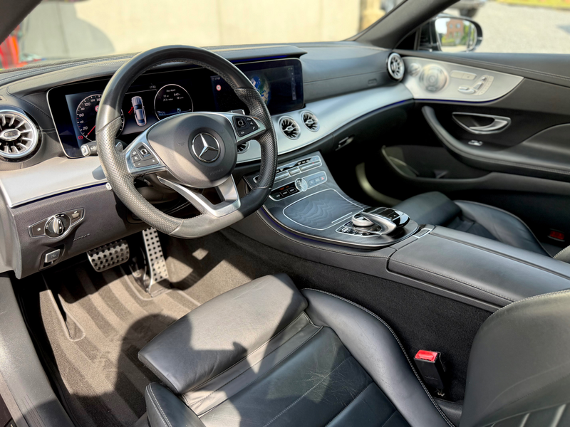 Mercedes-Benz E 220 Coupe Pack AMG — photo 12