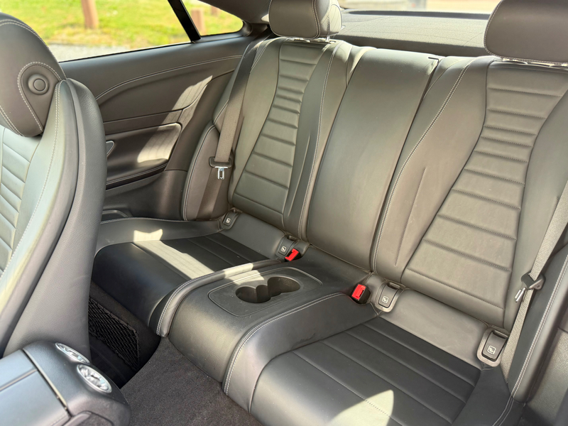 Mercedes-Benz E 220 Coupe Pack AMG — photo 15