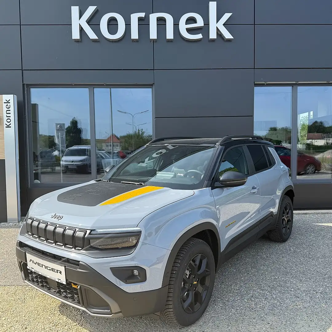 Jeep Avenger 1.2 T3 e-Hybrid 4xe The North Face e-DCT6 Gris - 1