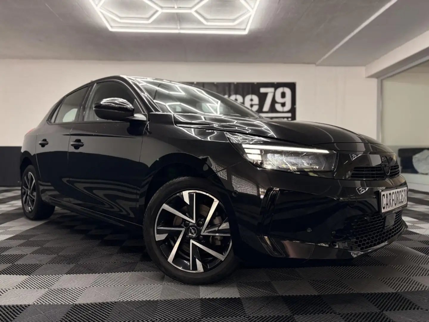 Opel Corsa LENKGRAD-/SITZHZG VOLLDIGITAL KLIMA ISOFIX Klima Noir - 1