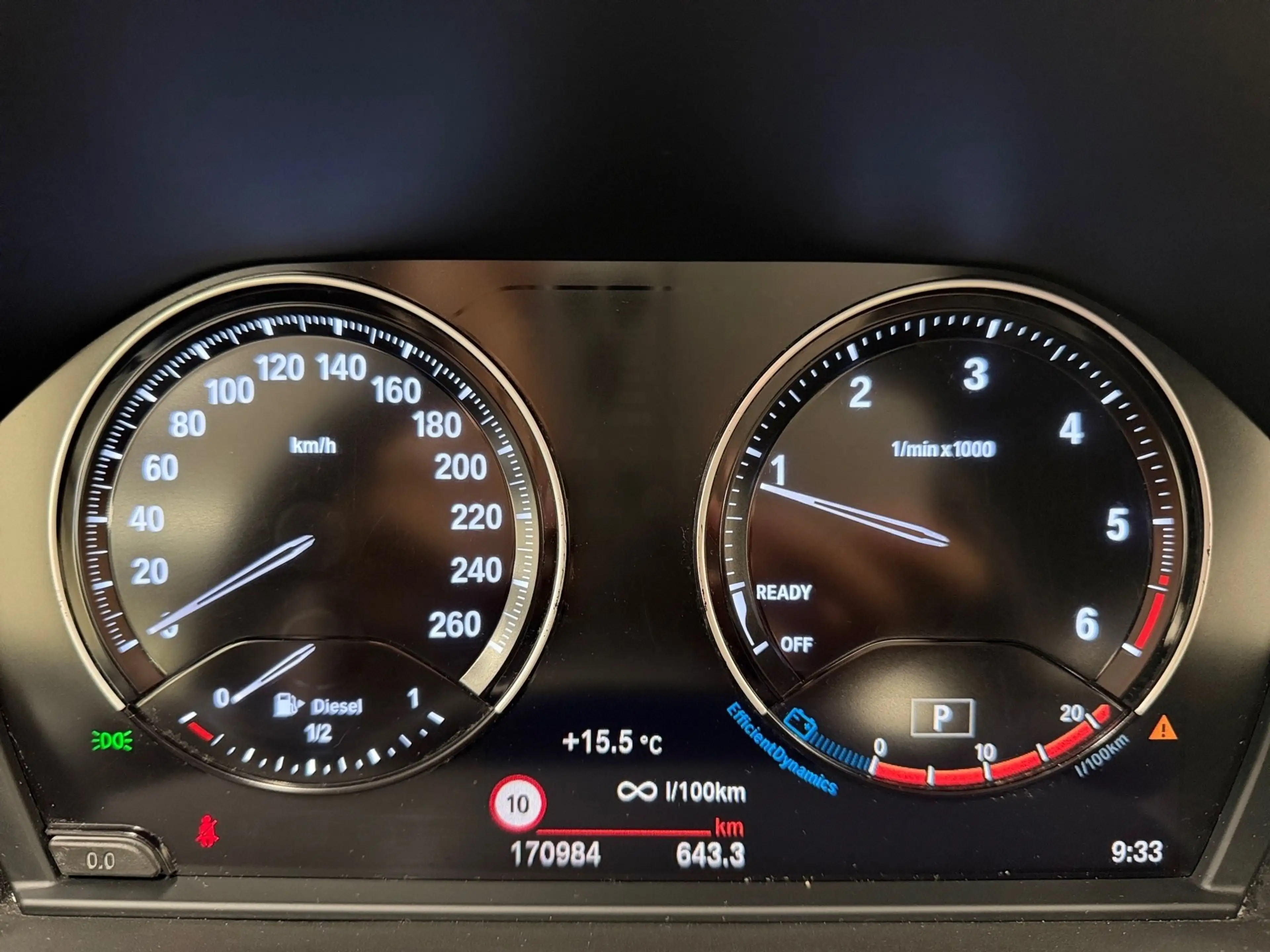 BMW X1 sDrive18d — photo 4