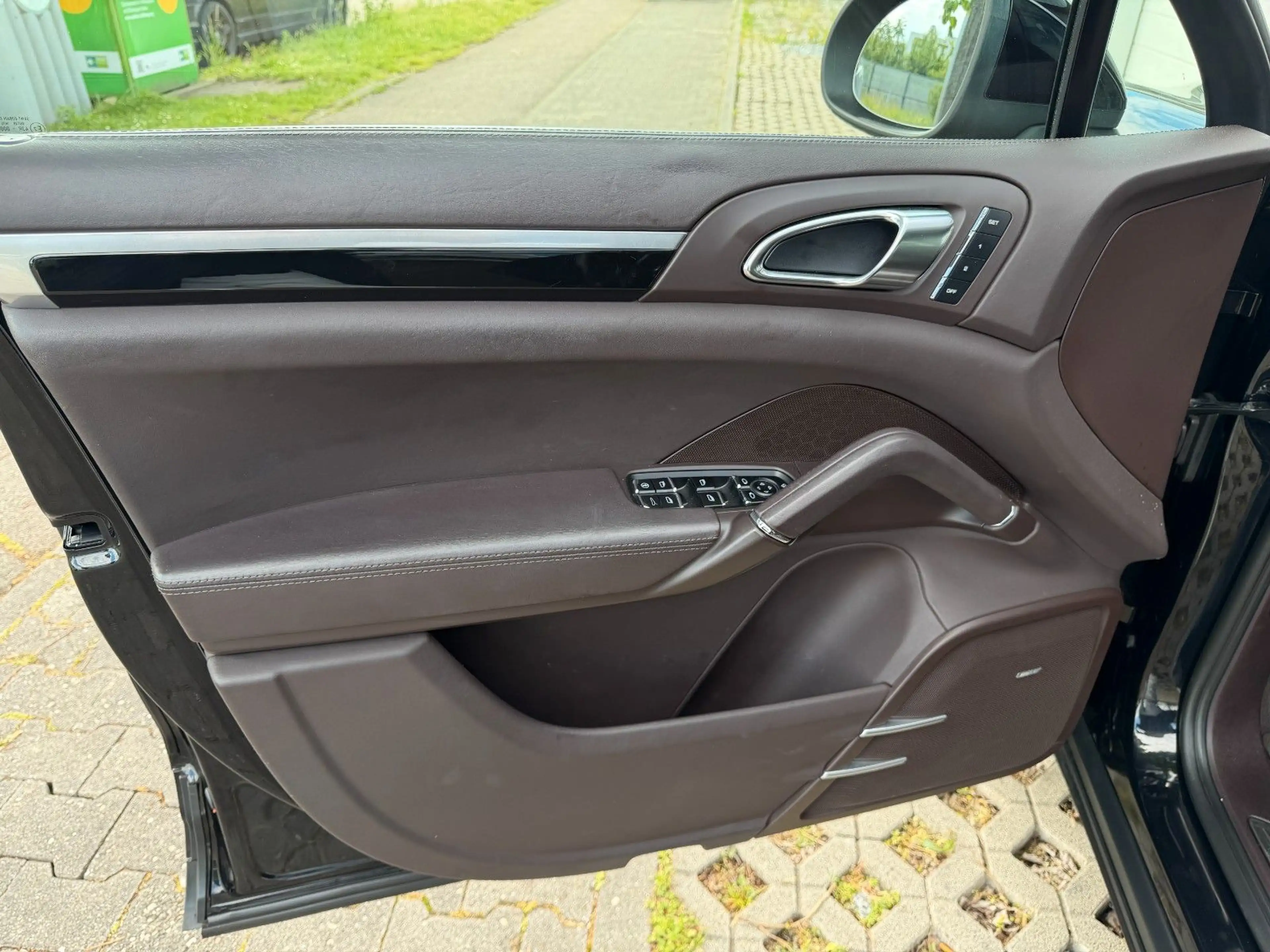 Porsche Cayenne S, NAVI, Xenon, CarPlay — photo 13