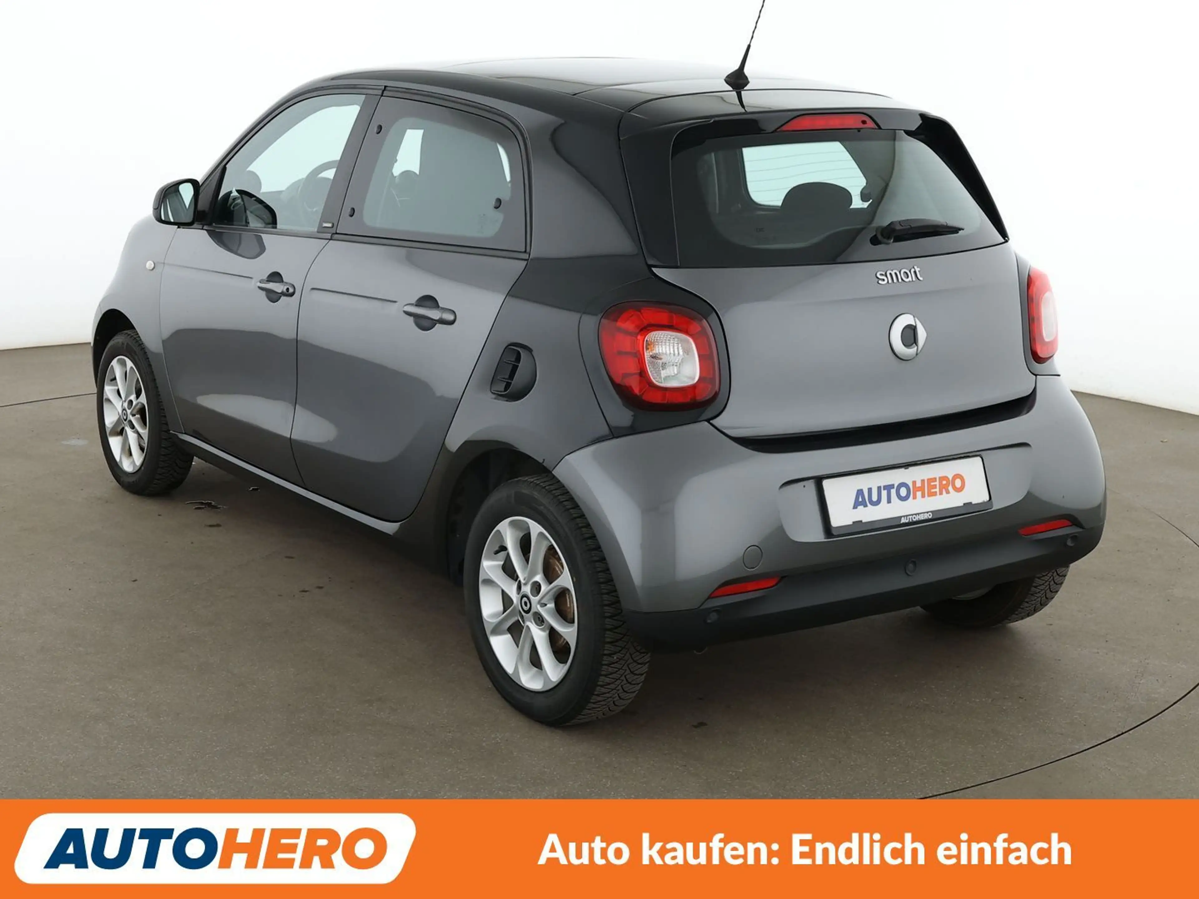 smart forFour 0.9 Turbo Basis passion *TEMPO*PDC*SHZ* — photo 4